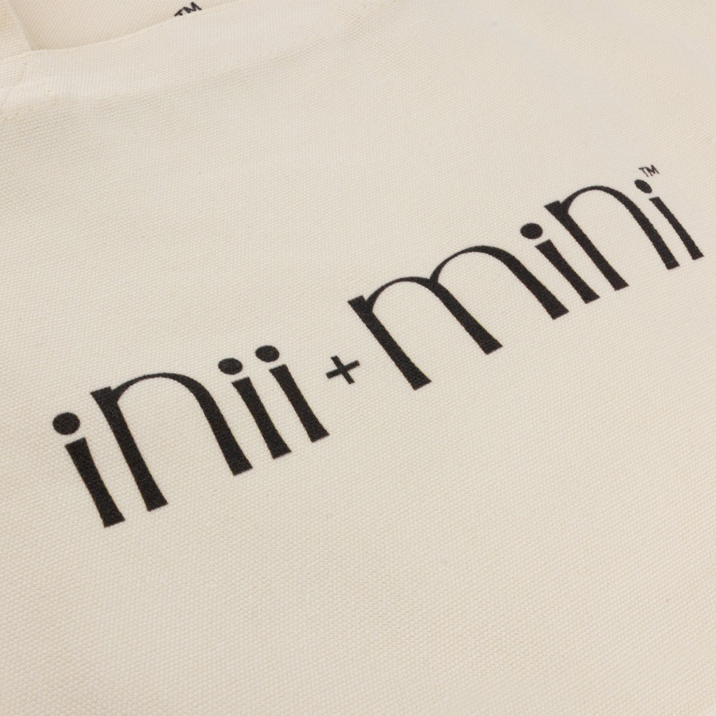 inii+mini SIGNATURE TOTE BAG