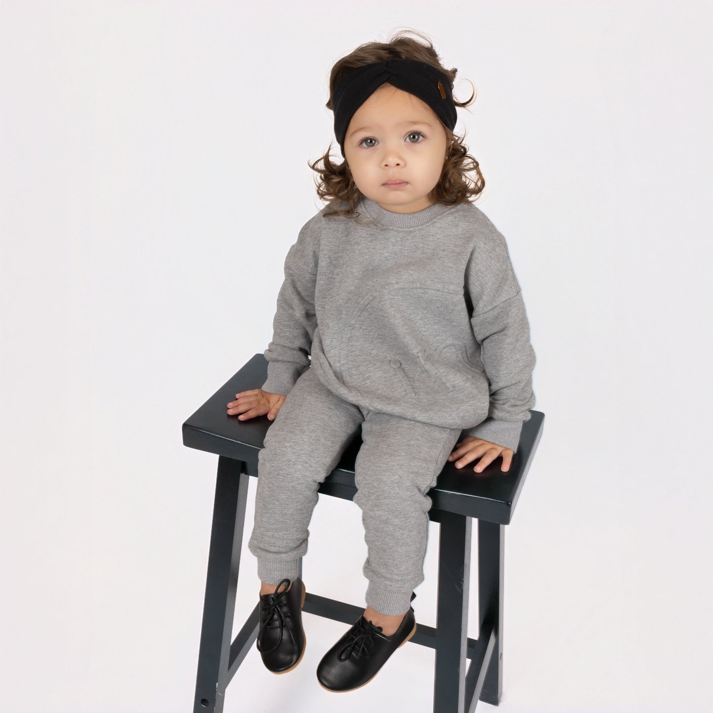 OVERSIZED LOGO EMBOSSED SET GREY